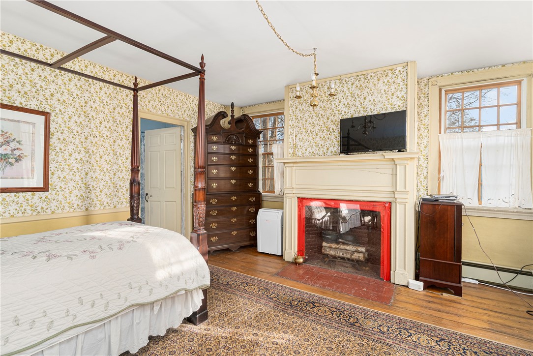 141 Post Road Warwick, RI 02888 - Photo 32 of 50