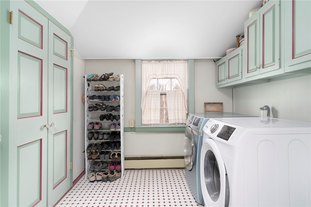 141 Post Road Warwick, RI 02888 - Photo 35 of 50