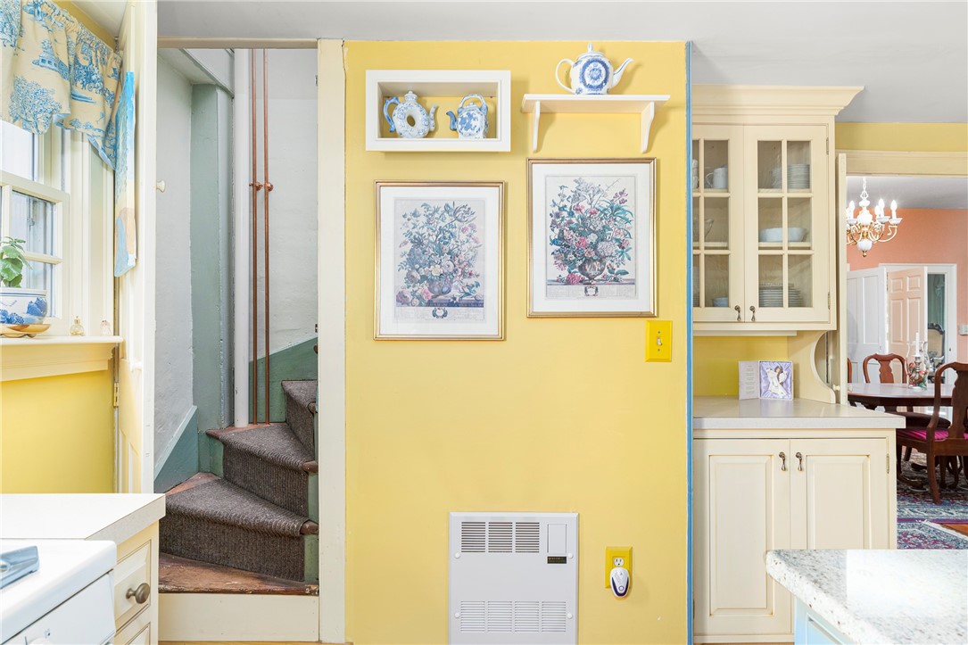 141 Post Road Warwick, RI 02888 - Photo 38 of 50