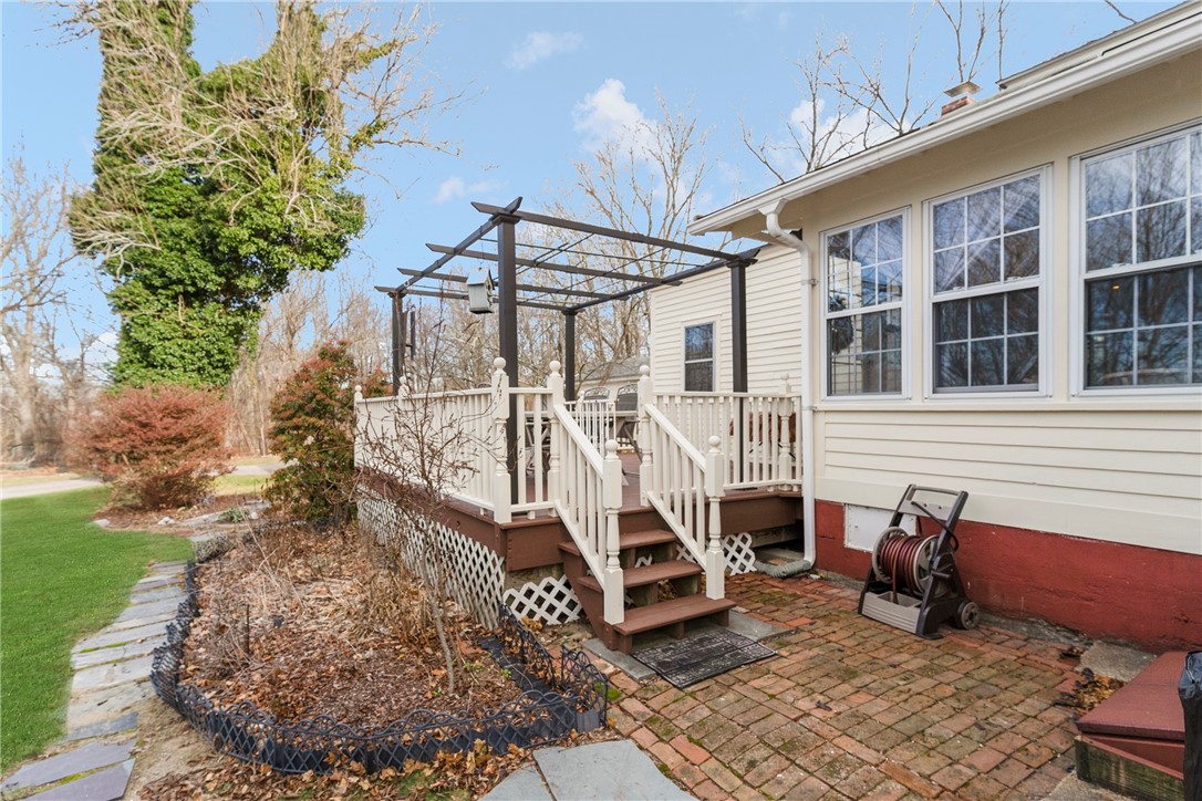 141 Post Road Warwick, RI 02888 - Photo 39 of 50