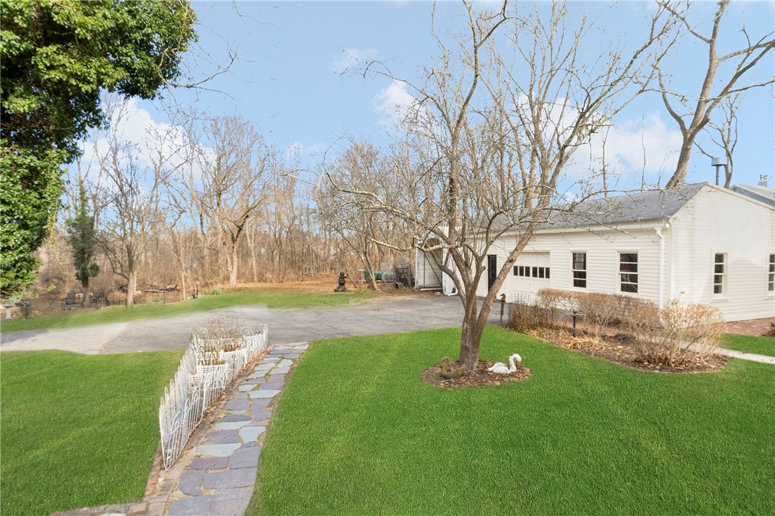 141 Post Road Warwick, RI 02888 - Photo 43 of 50