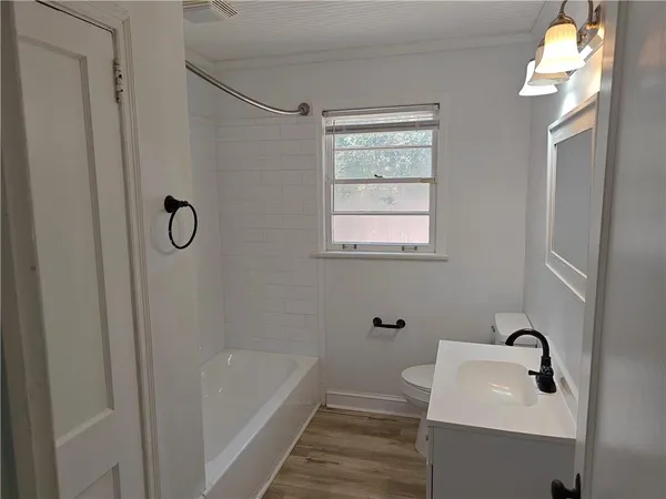 $1,900 | 810 Wesleyan Drive, Macon, GA 31210