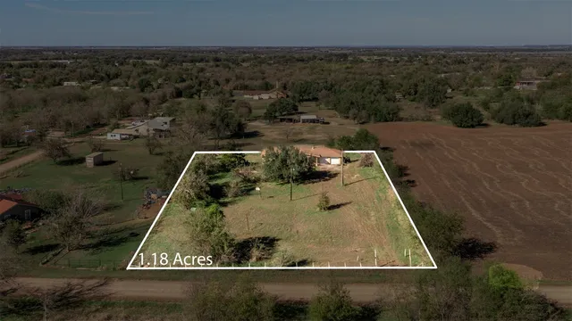 $120,000 | 230 County Road 422, Bartlett, TX 76511