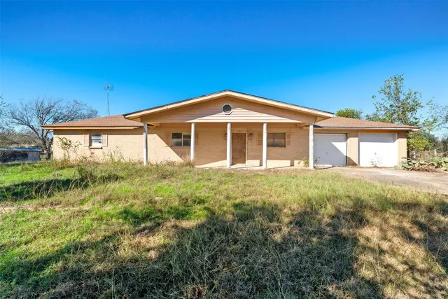 $120,000 | 230 County Road 422, Bartlett, TX 76511