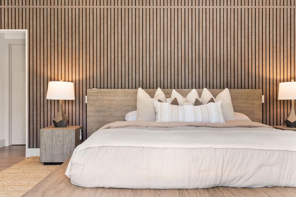 700 Old Nob Hill Road Plantation, FL 33324 - Photo 19 of 57 a large white bed sitting in a room