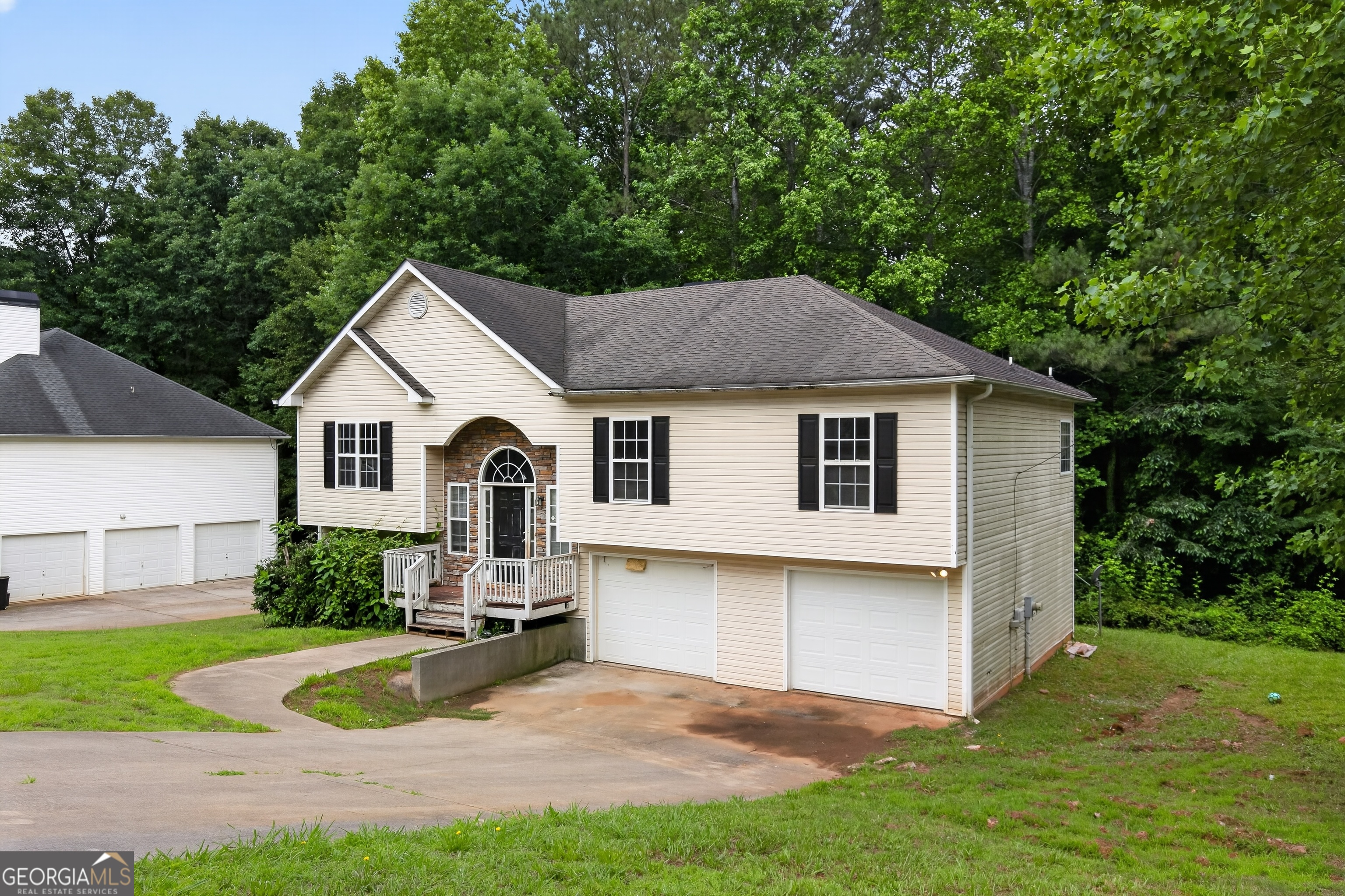 362 Delane Drive Dallas, GA 30157 - Photo 2 of 43