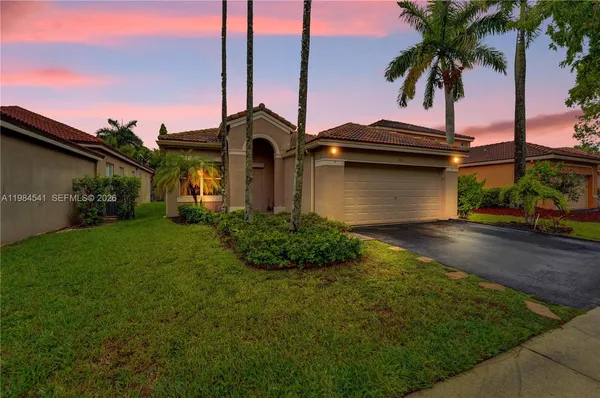 $4,400 | 930 Bluewood Terrace, Weston, FL 33327