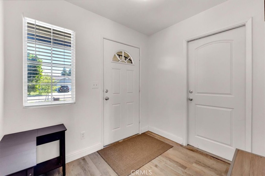 1950 Gentry Way Red Bluff, CA 96080 - Photo 5 of 52