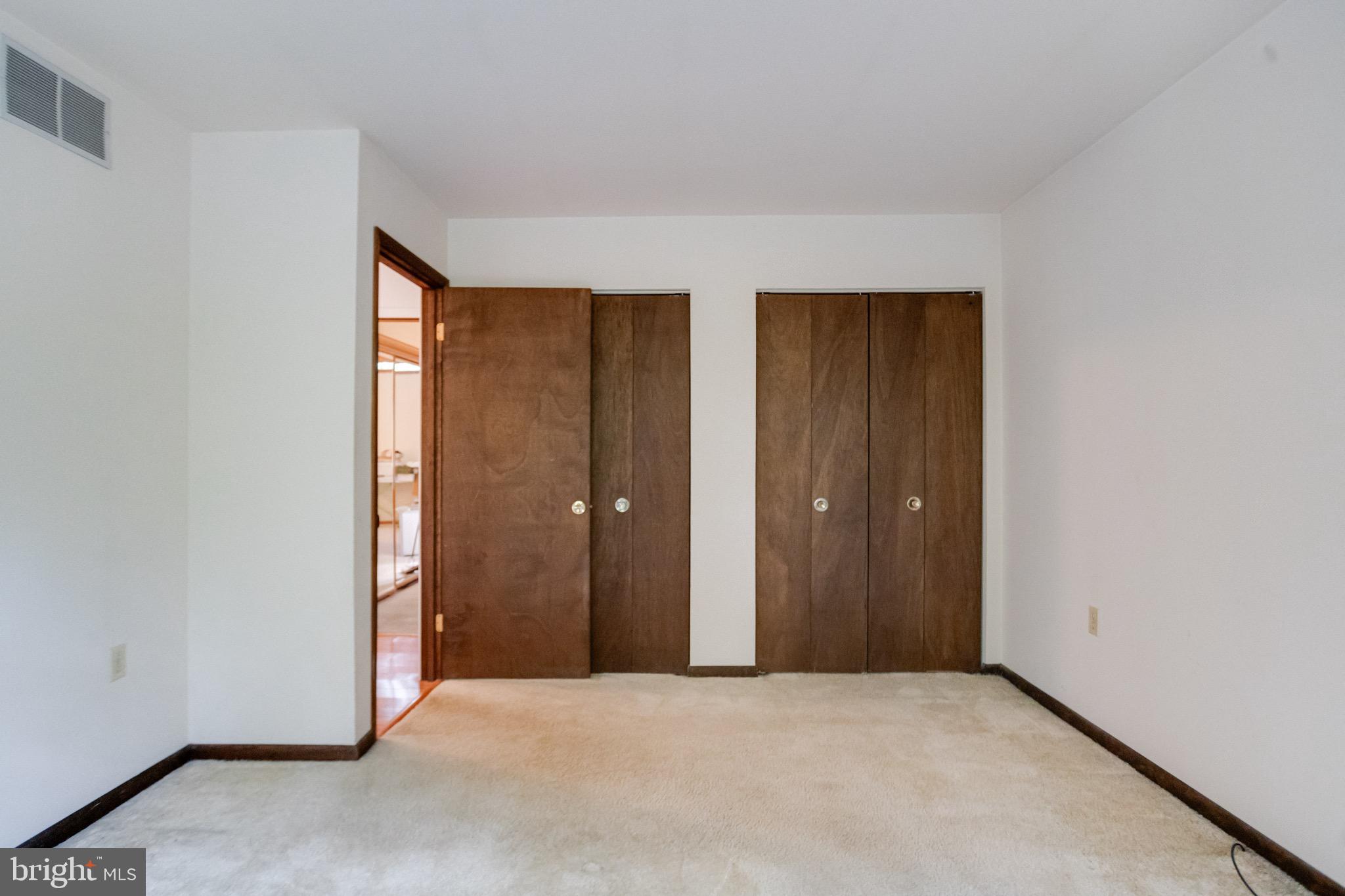 3160 Rolling Road Edgewater, MD 21037 - Photo 23 of 59 Upper-level bedroom 1