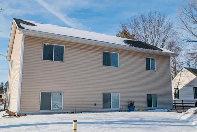 $524,900 | 220 1st Street, Farmington, MN 55024