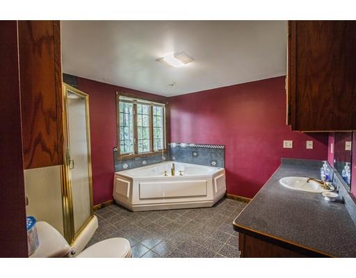 19 Upper Gore Road Webster, MA 01570 - Photo 17 of 27