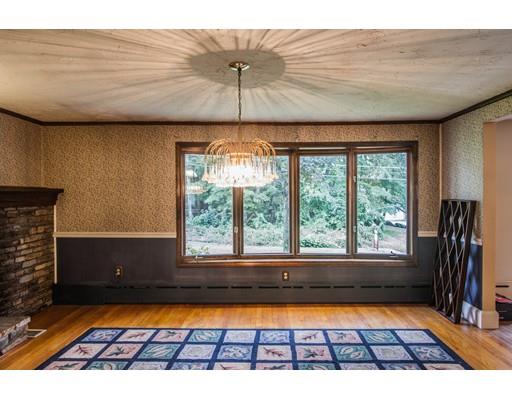 19 Upper Gore Road Webster, MA 01570 - Photo 6 of 27
