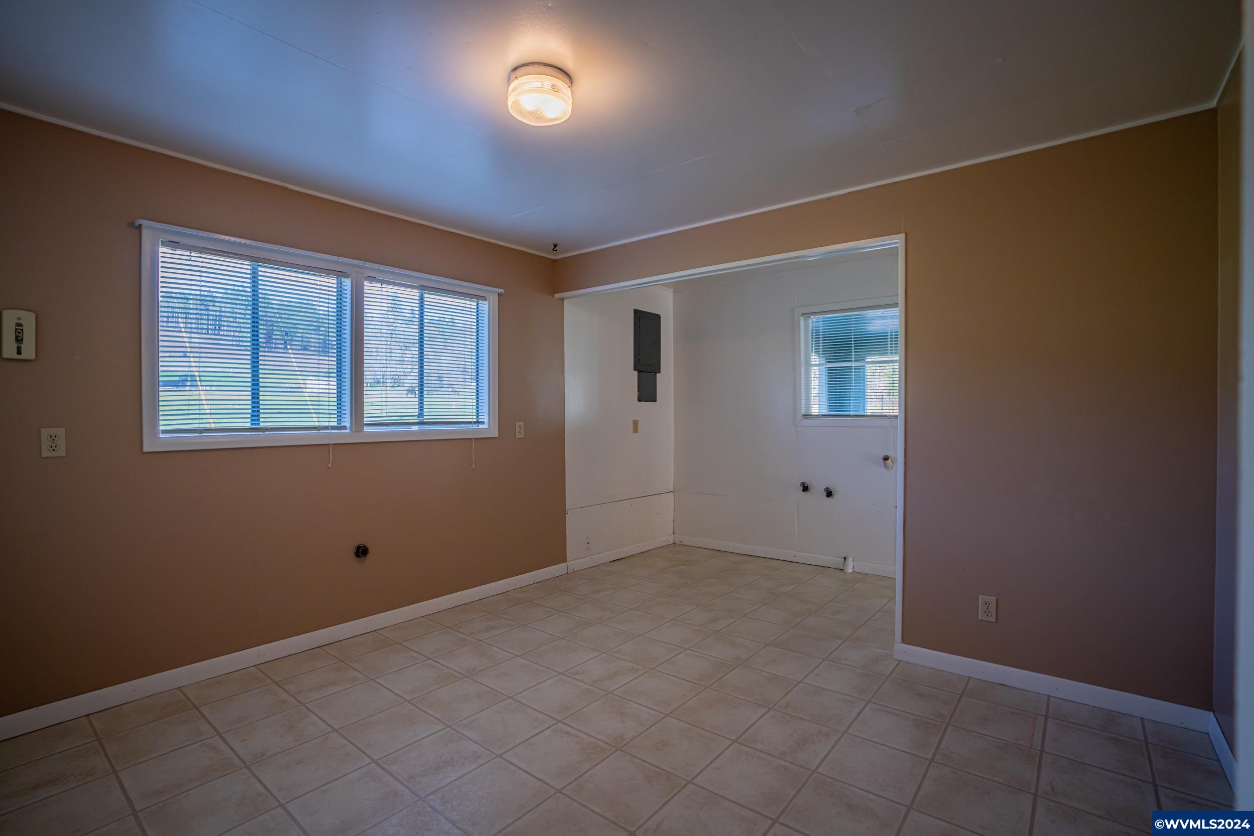 21911 Fern Ridge Road Southeast Stayton, OR 97383 - Photo 23 of 42