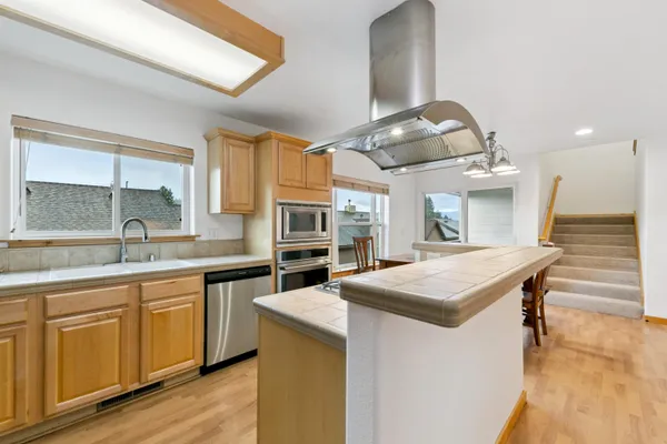 $779,900 | 10036 Nicolas Drive, Unit B, Truckee, CA 96161