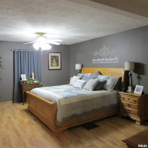 $190,000 | 273 West Mcclernand Avenue, Shawneetown, IL 62984