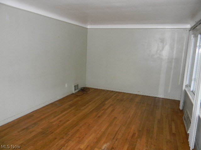 4209 Wilmington Road Cleveland, OH 44121 - Photo 8 of 20