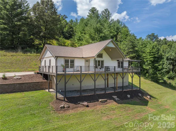 $475,000 | 68 Clear View Drive, Mars Hill, NC 28754