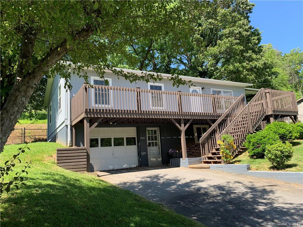 47 Mockingbird Lane Clyde, NC 28721 - Photo 1 of 36
