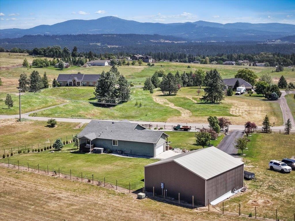 20717 North Division Road Colbert, WA 99005 - Photo 37 of 40