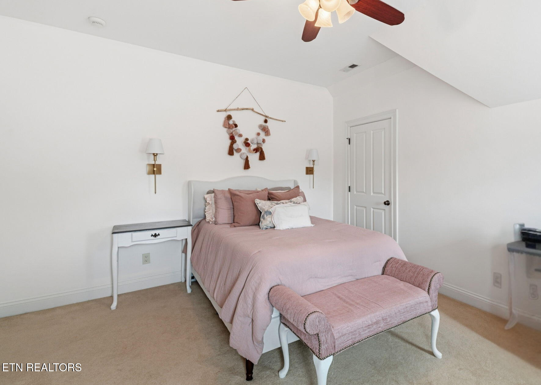 9627 Mariners Point Knoxville, TN 37922 - Photo 47 of 60 eb45a861-5bbf-4783-a350-754e40026466