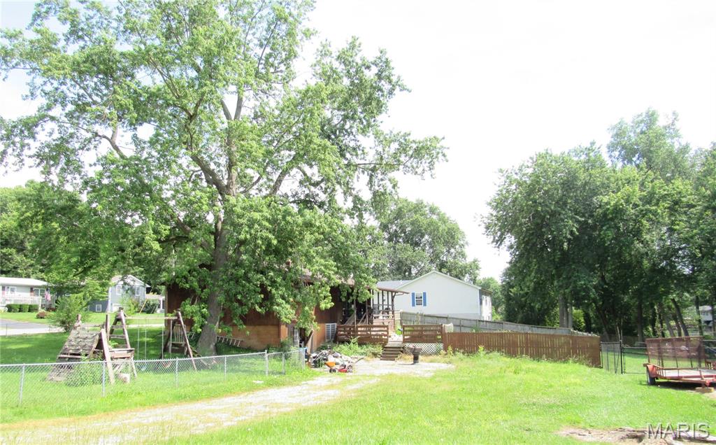 613 Truman Street Moro, IL 62067 - Photo 3 of 3