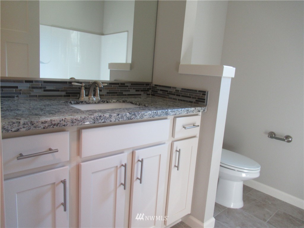 7406 Southeast Nelson Road Olalla, WA 98359 - Photo 11 of 16 Gallery Image 11
