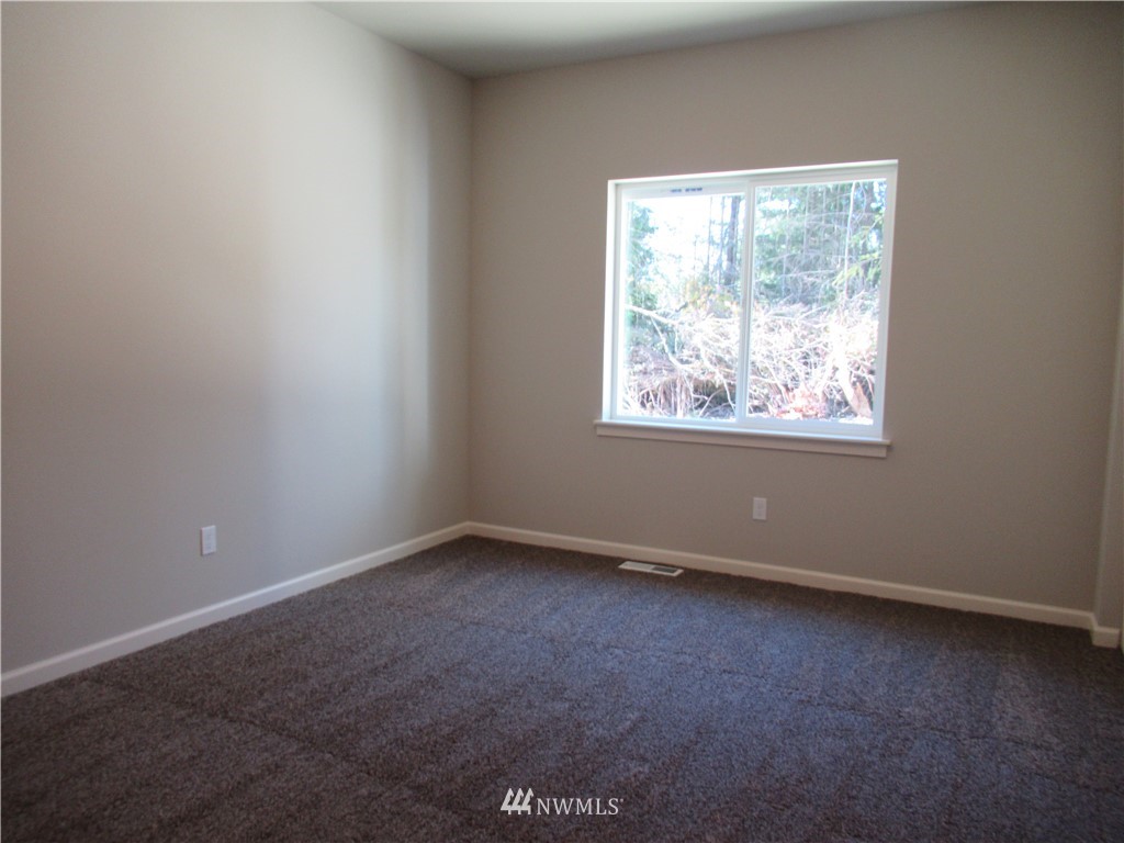 7406 Southeast Nelson Road Olalla, WA 98359 - Photo 12 of 16 Gallery Image 12