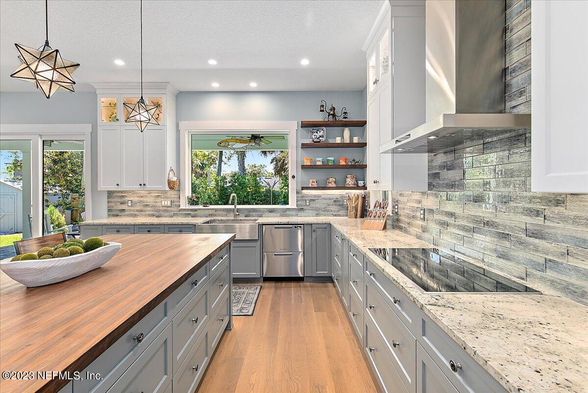 30 Solana Road Ponte Vedra Beach, FL 32082 - Photo 4 of 45 12-Kitchen