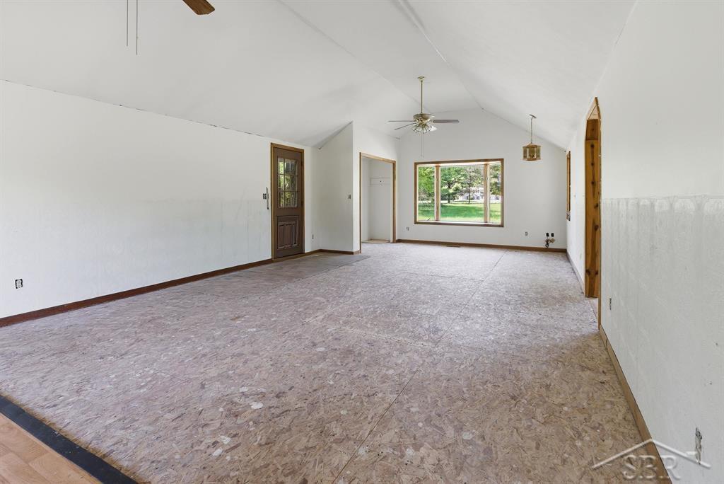 1777 West Pine River Road Breckenridge, MI 48615 - Photo 11 of 27