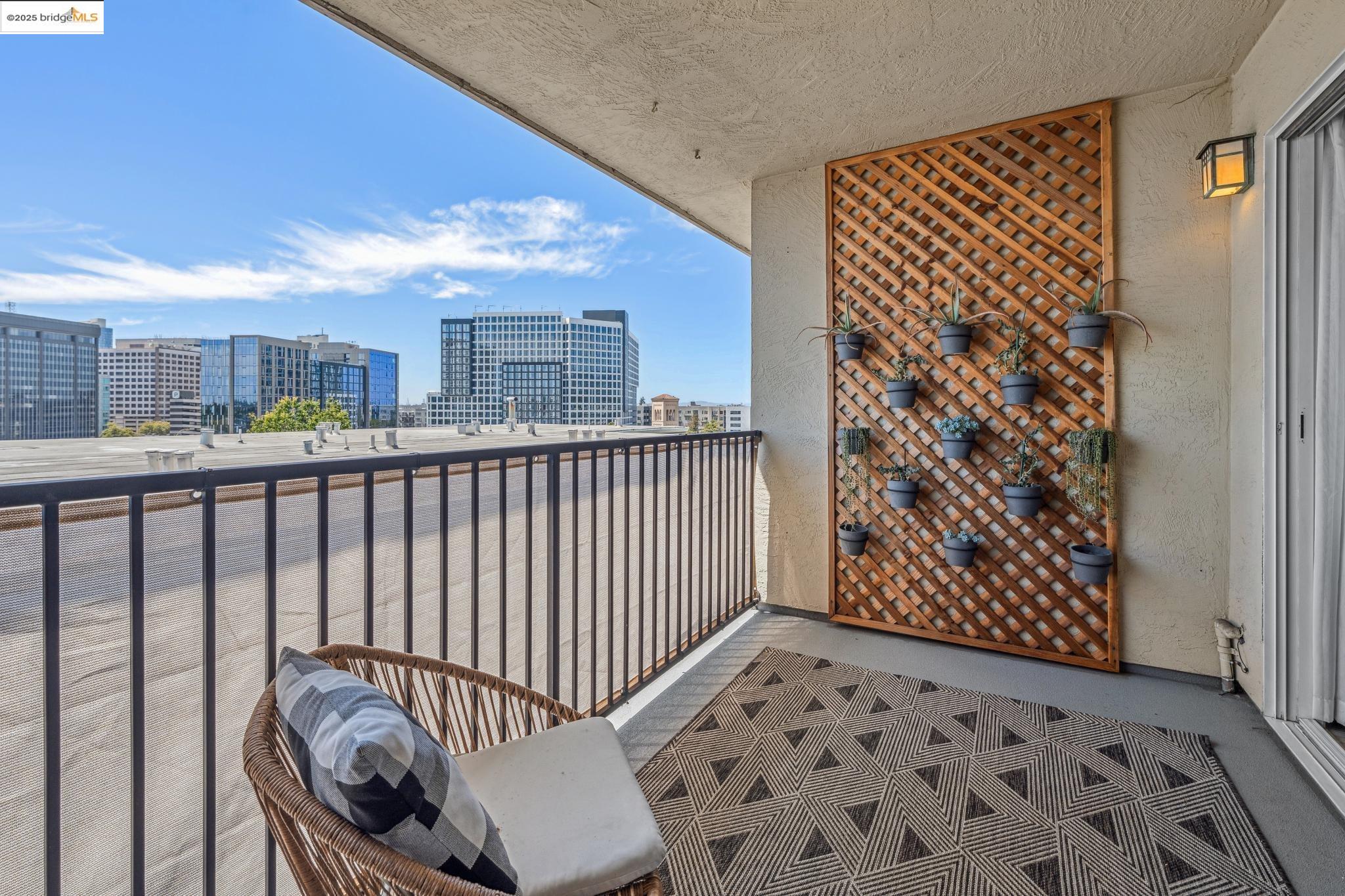 85 Vernon Street, Unit 305 Oakland, CA 94610 - Photo 11 of 26