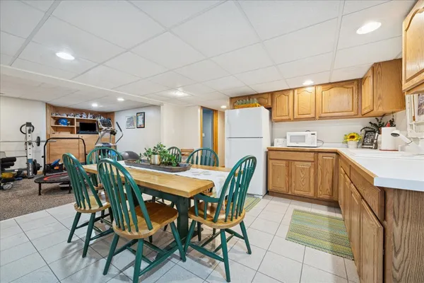 $1,049,000 | 15 Mulberry Drive, Hawthorn Woods, IL 60047