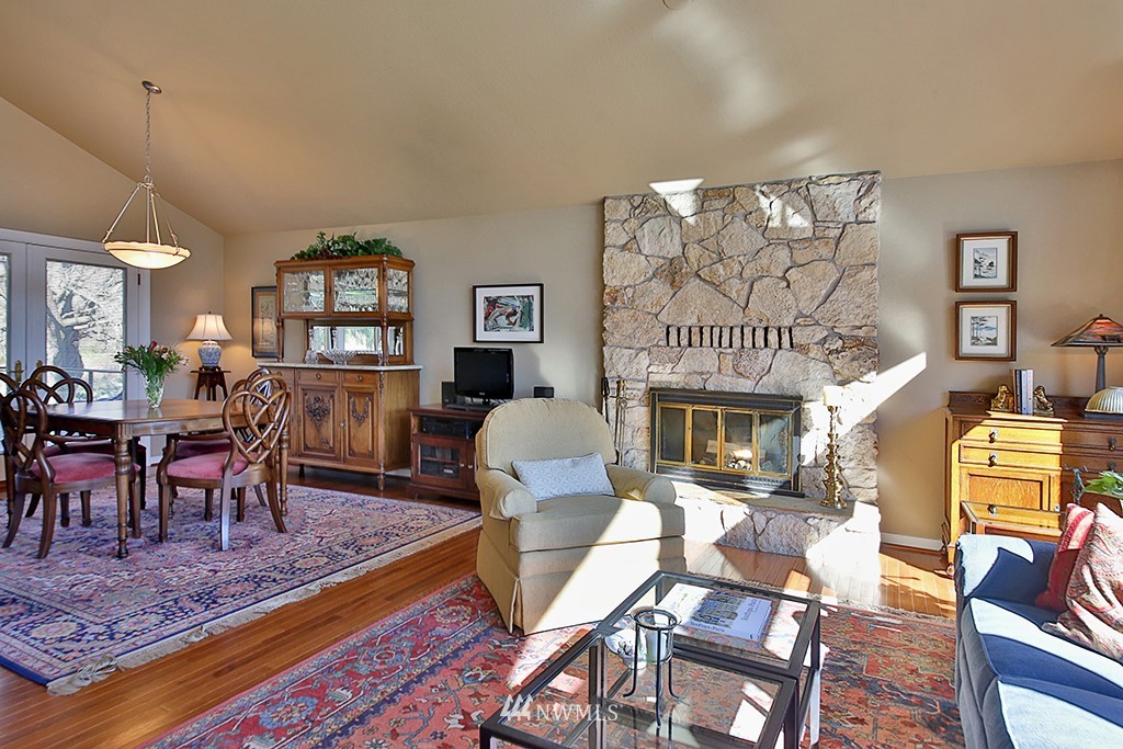 1915 Lancaster Road Freeland, WA 98249 - Photo 6 of 25