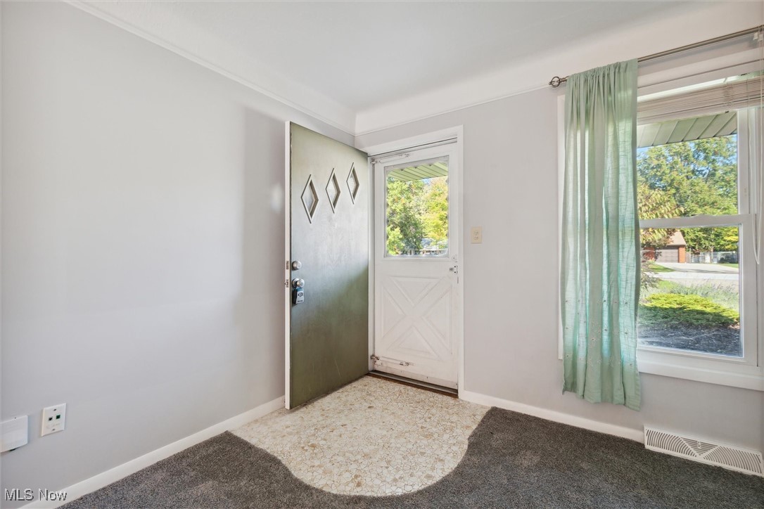 5508 Roy Road Cleveland, OH 44143 - Photo 4 of 34 Gallery Image 4