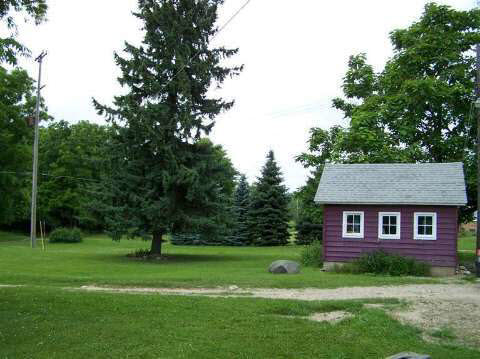 11318 Hartland Road Fenton, MI 48430 - Photo 19 of 30 20412951-18.JPG