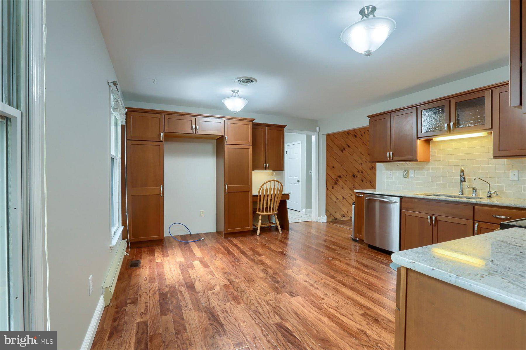 99 Richland Road Carlisle, PA 17015 - Photo 7 of 66 Kitchen