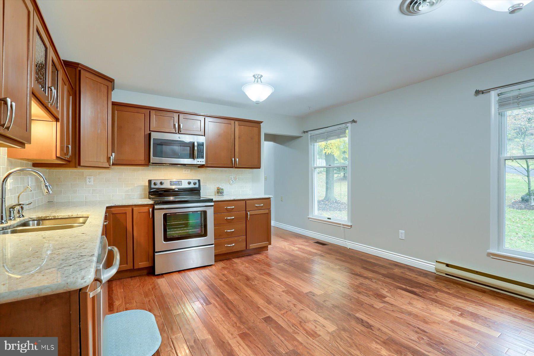 99 Richland Road Carlisle, PA 17015 - Photo 9 of 66 Kitchen