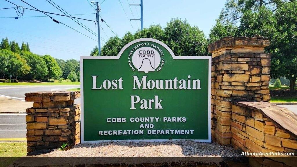 4641 Due W Road Northwest Kennesaw, GA 30152 - Photo 32 of 38 a sign on the side of a building