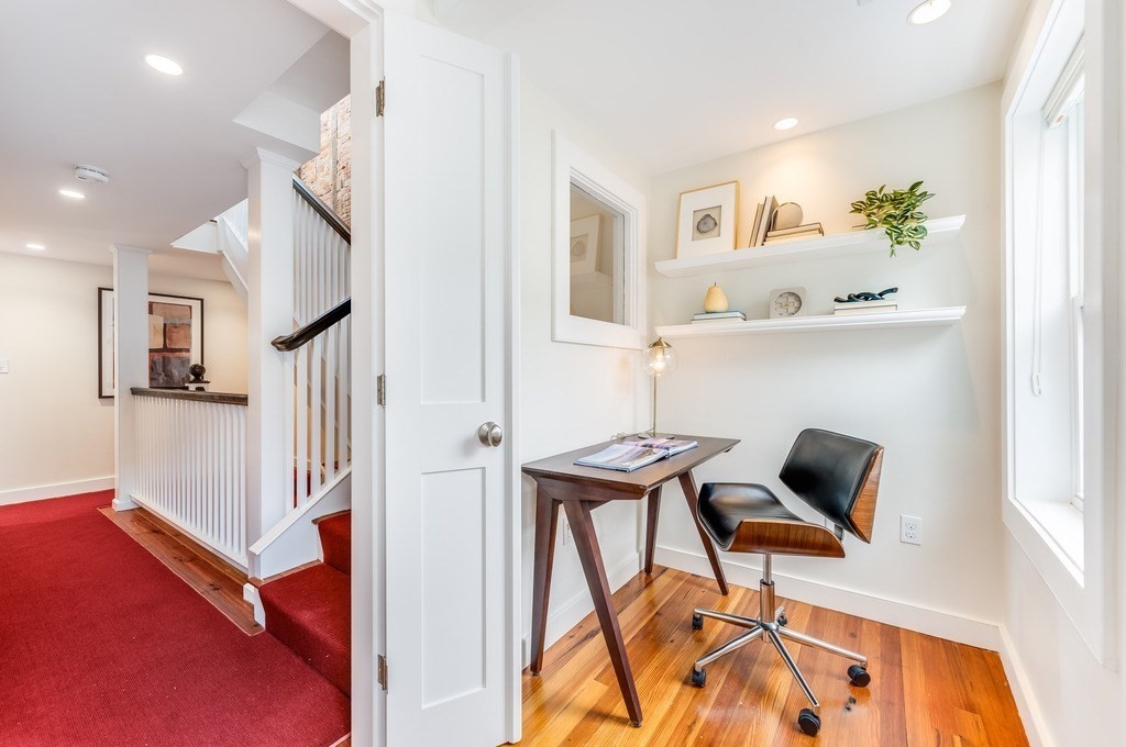 73 Gore Street Cambridge, MA 02141 - Photo 27 of 41 a view of entryway and workspace