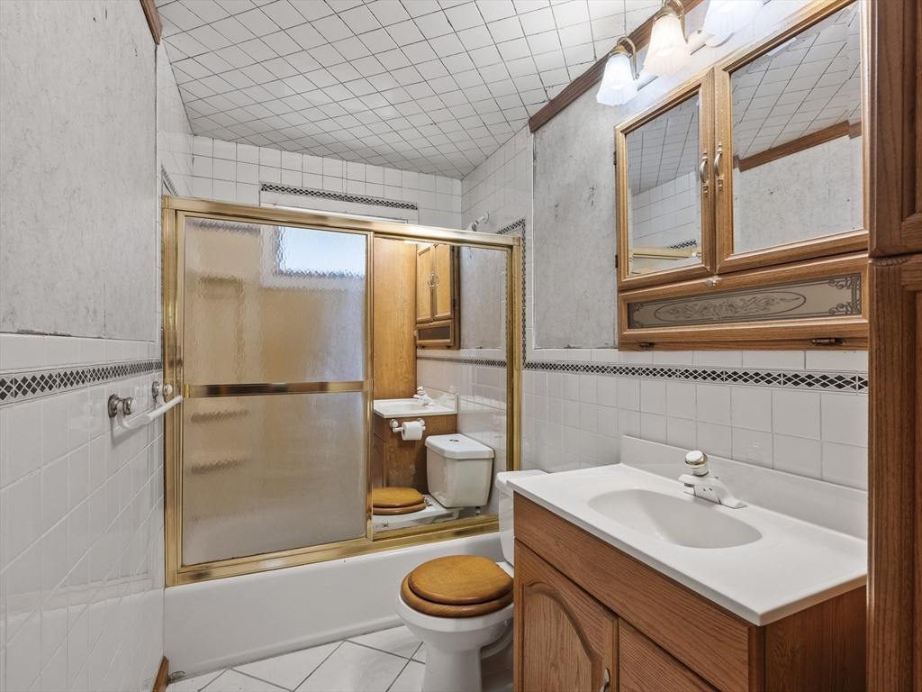 27 Old Jacobs Road Georgetown, MA 01833 - Photo 12 of 32 Gallery Image 12