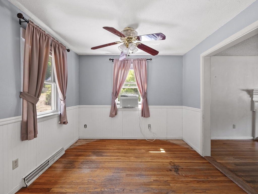 27 Old Jacobs Road Georgetown, MA 01833 - Photo 7 of 32 Gallery Image 7