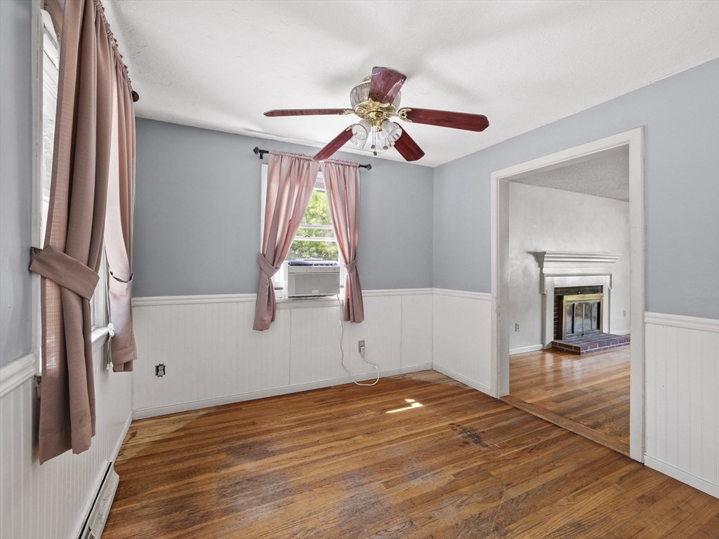 27 Old Jacobs Road Georgetown, MA 01833 - Photo 8 of 32 Gallery Image 8