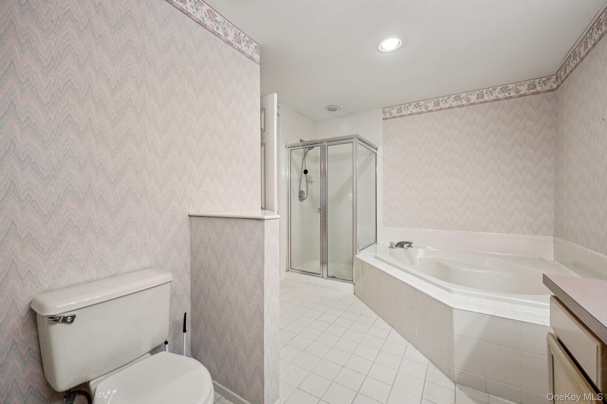 3 Springwood Lane Huntington, NY 11743 - Photo 27 of 40