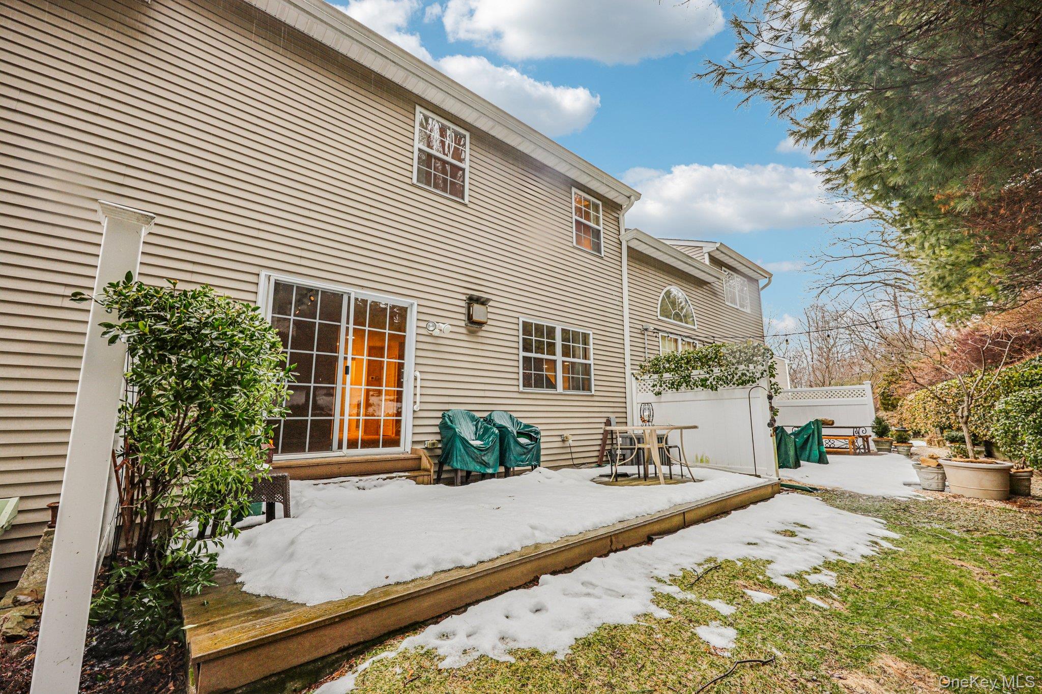 3 Springwood Lane Huntington, NY 11743 - Photo 33 of 40