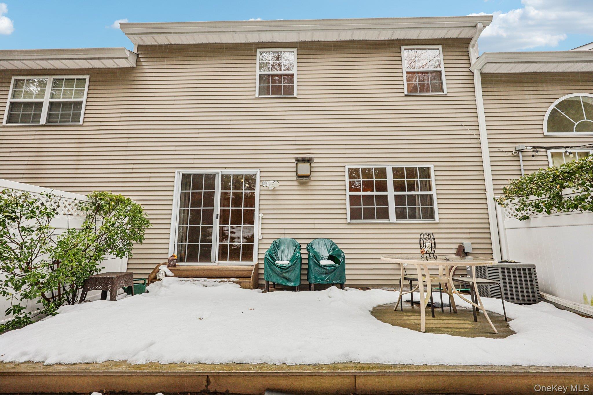 3 Springwood Lane Huntington, NY 11743 - Photo 35 of 40