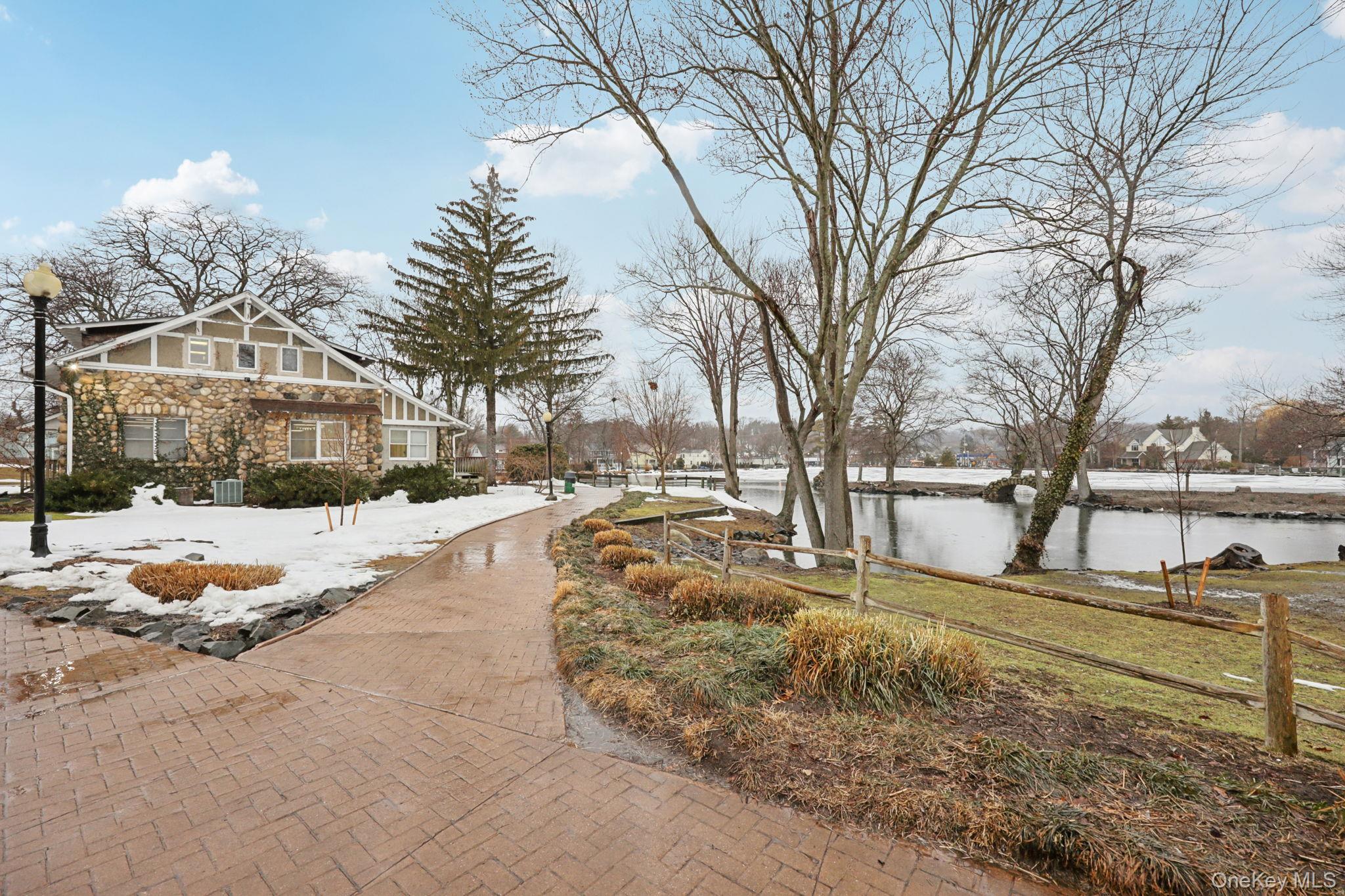 3 Springwood Lane Huntington, NY 11743 - Photo 40 of 40
