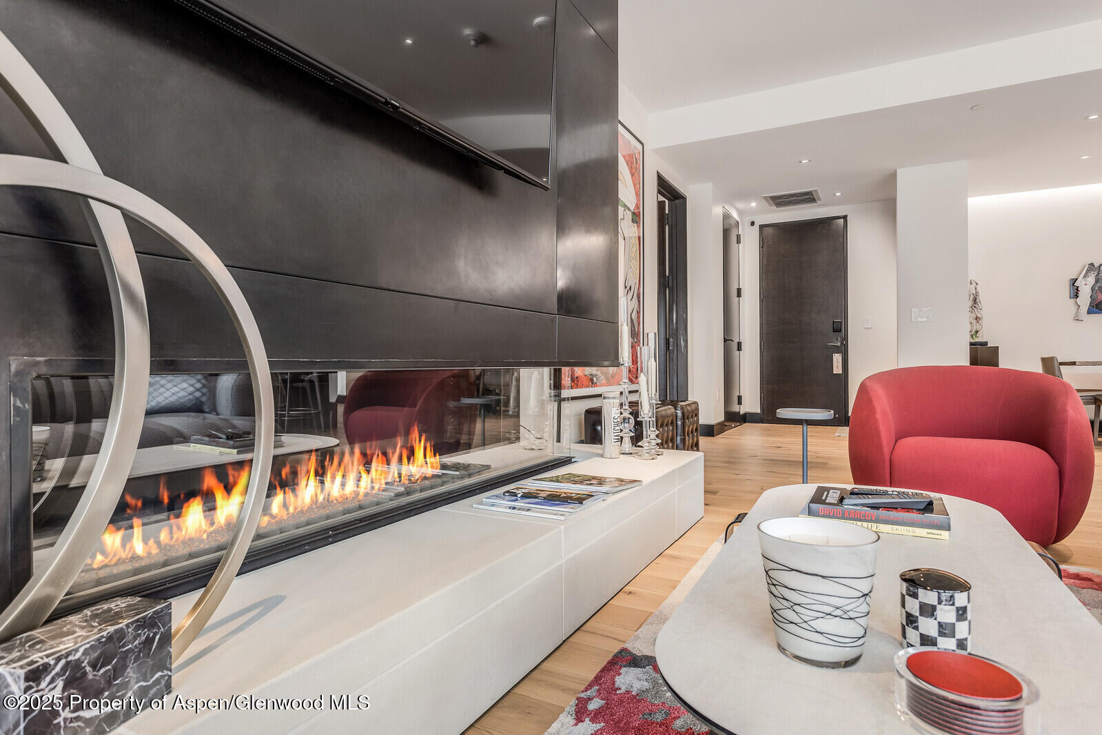 45 Wood Road, Unit 401 Snowmass Village, CO 81615 - Photo 8 of 68 08_45_Wood_Road_Unit_401_Snowmass_Villag