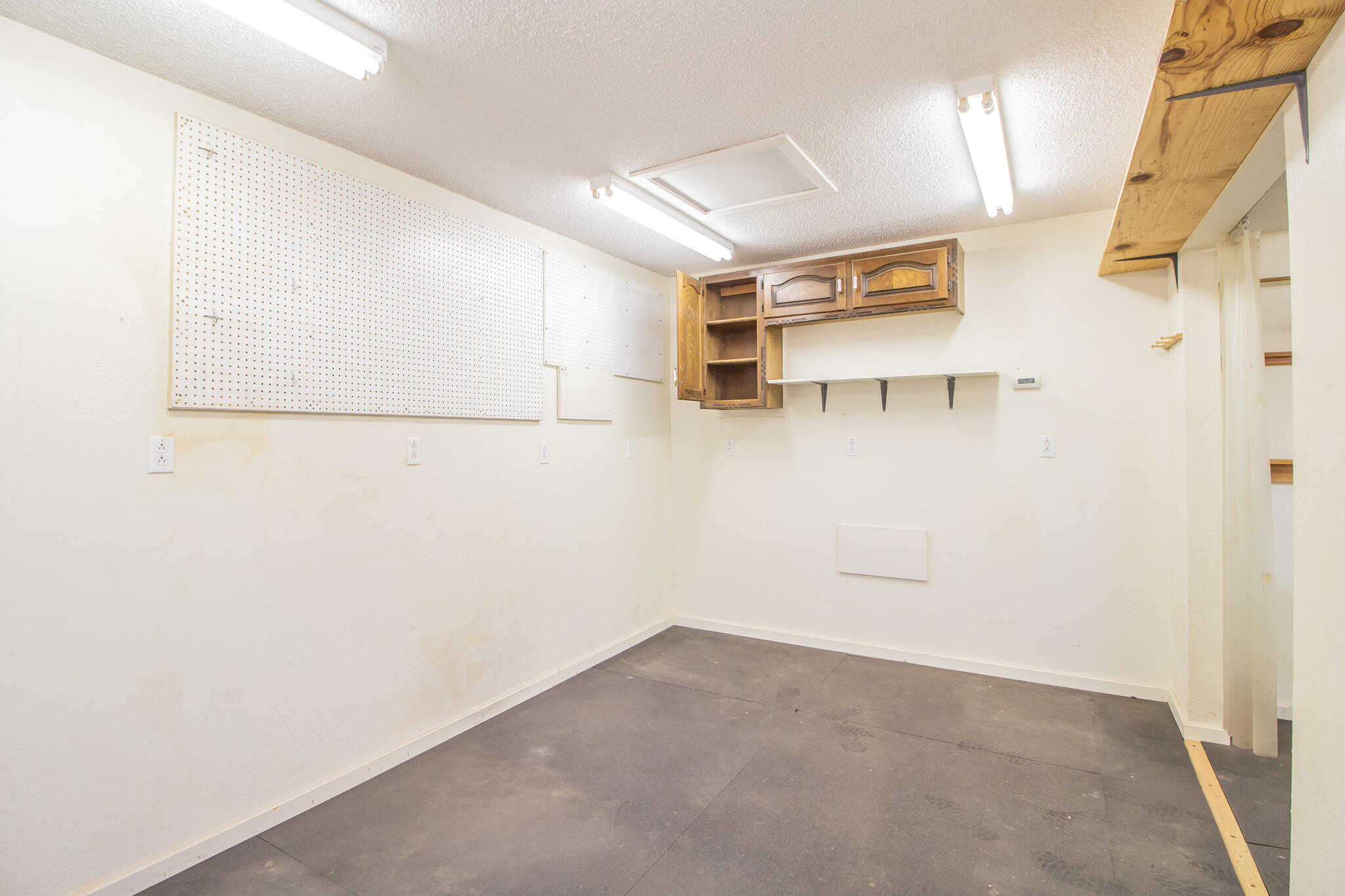 5524 75th Street Lubbock, TX 79424 - Photo 41 of 43 IMG_9157