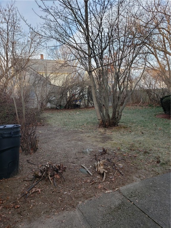 45 Edgemere Road Pawtucket, RI 02861 - Photo 22 of 22 Gallery Image 22