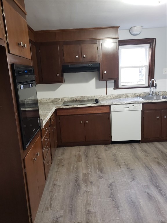 45 Edgemere Road Pawtucket, RI 02861 - Photo 6 of 22 Gallery Image 6