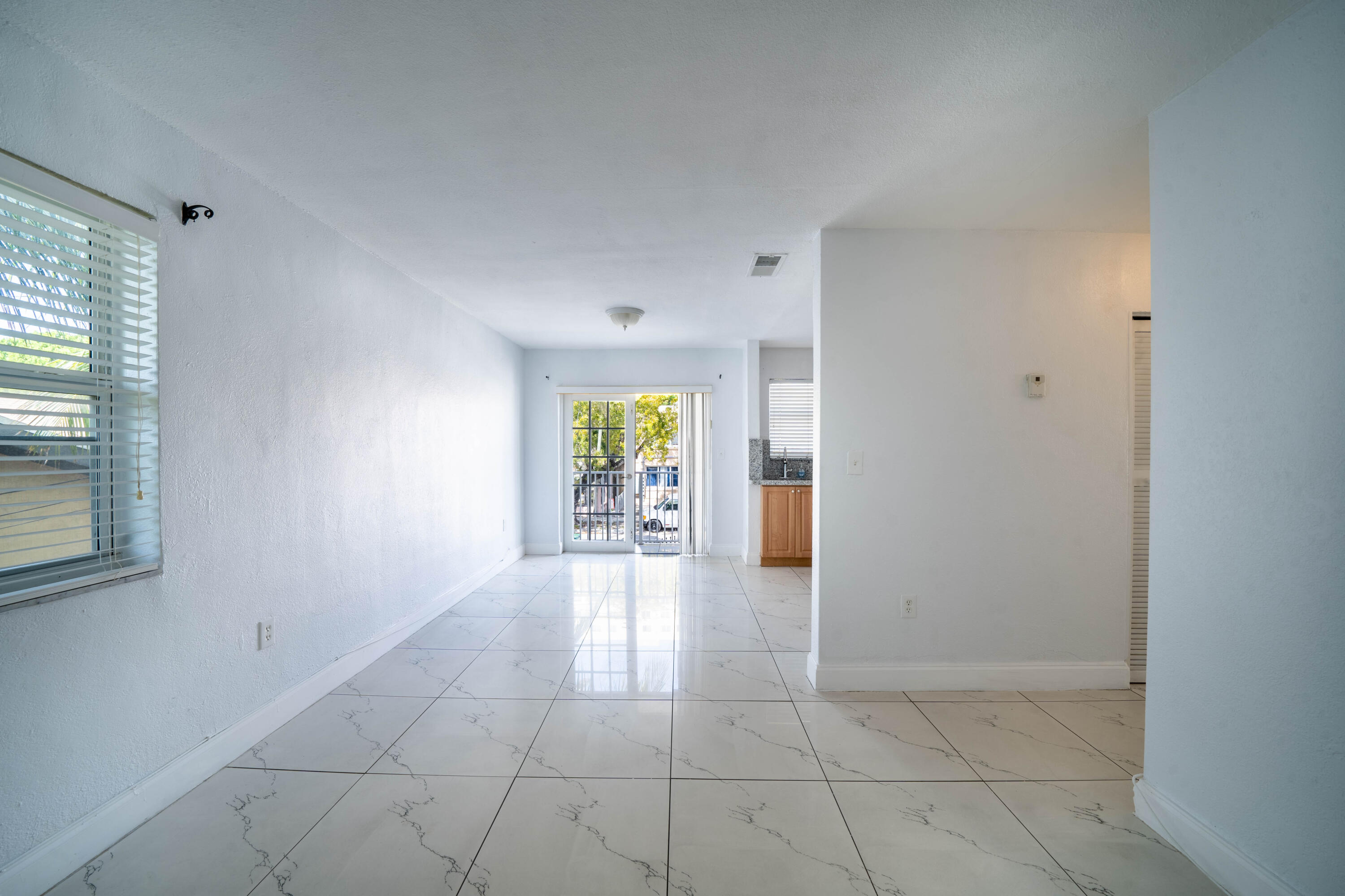 1028 Southwest 2nd Street, Unit 4 Miami, FL 33130 - Photo 2 of 27 1 (1 of 1)